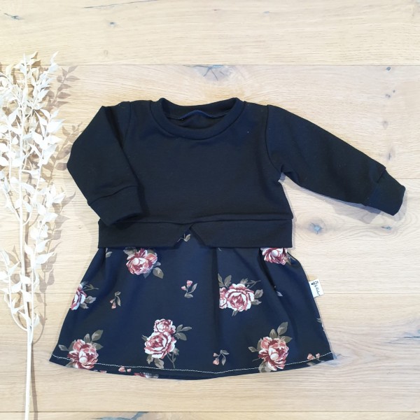 Schwarz / Schwarz Rosen - Girly Sweater Kleid