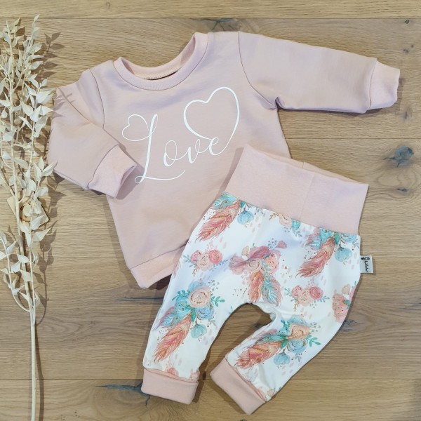 Rose - Love (Weiss) - Sweater und Jogger (Blumen&Federn-Rose)