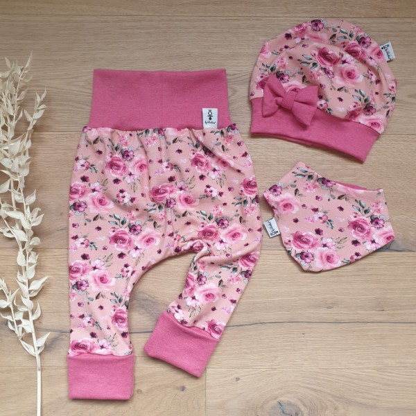 Pinke Rosenwiese (Pink Melange) - Mitwachshose, Schleifenmütze, Halstuch