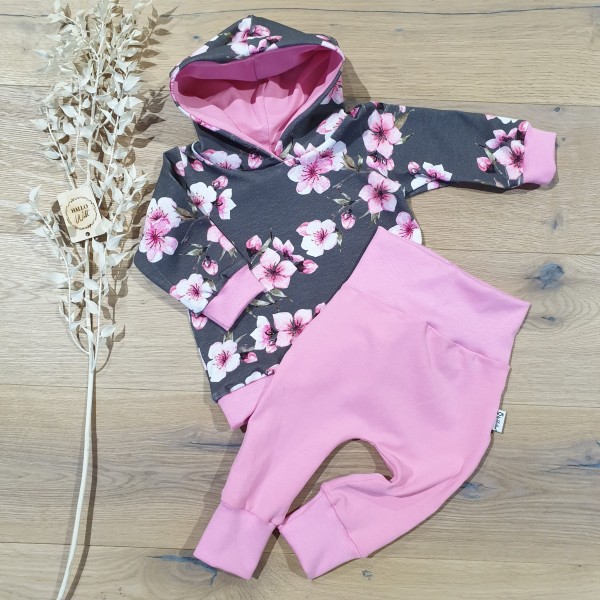 Grau Pink Blumen (Pink) - Hoody Sweater & Jogger (Pink)