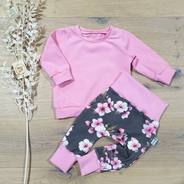 Pink (Pink) - Sweater & Jogger (Grau Pink Blüten)